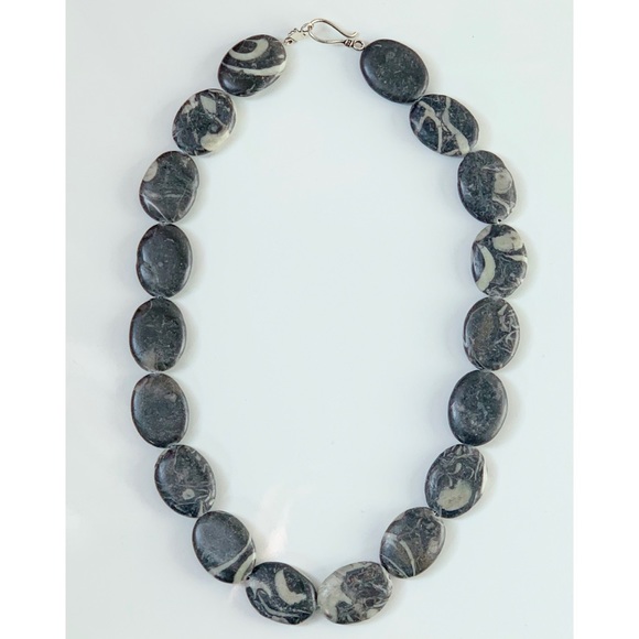 Charcoal Zebra Marble gemstone necklace - Picture 2 of 4